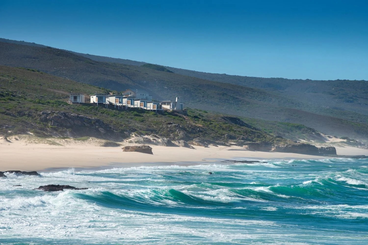 lekkerwater-beach-lodge-suedafrika-familienluxusreise-thefamilyproject-meer-aussicht