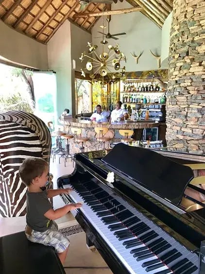 molori safari lodge madikwe sudafrika afrika exklusiv the family project privatbilder klavier kind