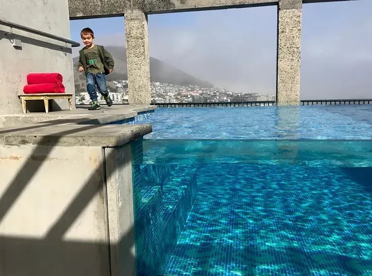 the silo hotel cape town sudafrika afrika the family project privatbilder pool rooftop kind