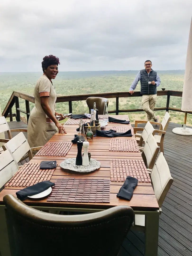 ulusaba sudafrika familienluxusreise breakfast