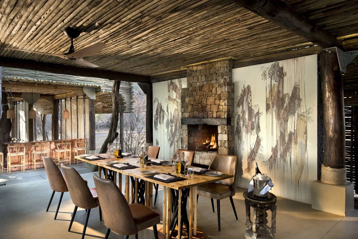 Matetsi-Victoria-Falls-Simbabwe-Familienluxusreisen-Esszimmer