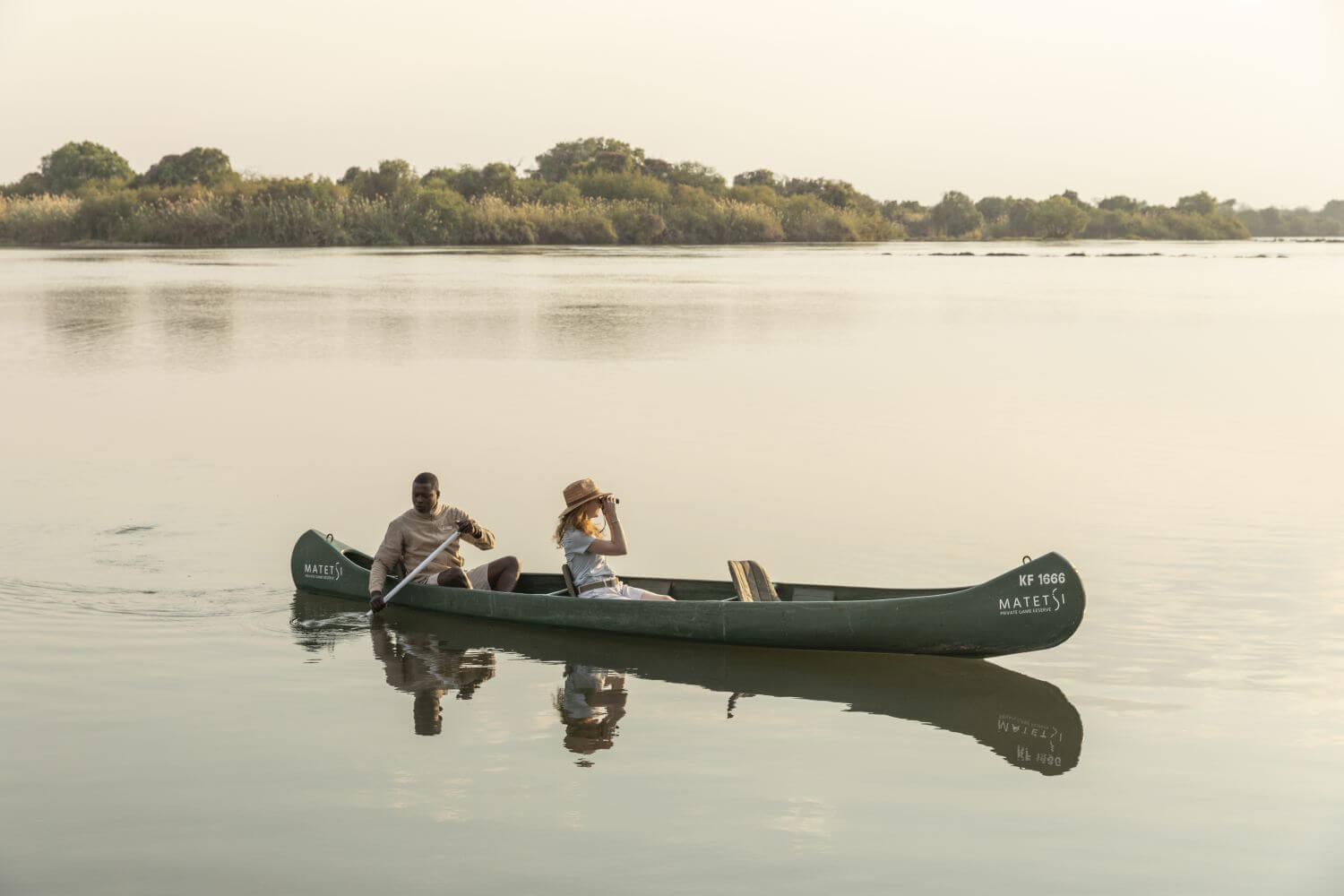Matetsi-Victoria-Falls-Simbabwe-Familienluxusreisen-Kanu
