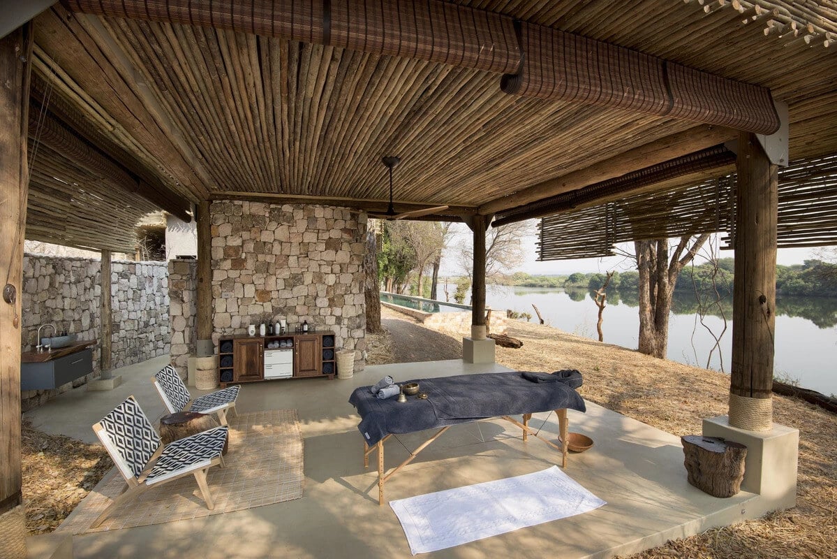 Matetsi-Victoria-Falls-Simbabwe-Familienluxusreisen-Spa