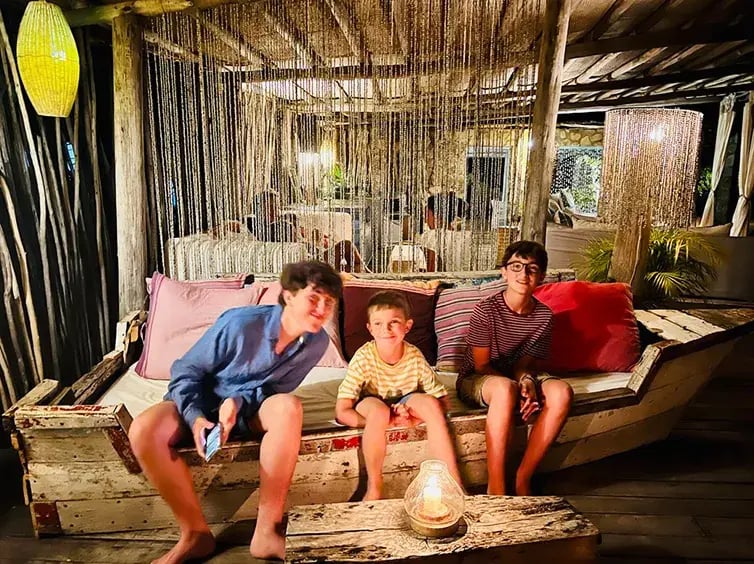 kaya-mawa-likoma-island-makawi-afrika-the-family-project-familienreise-familie-kinder-luxus-privatbilder-kinder1