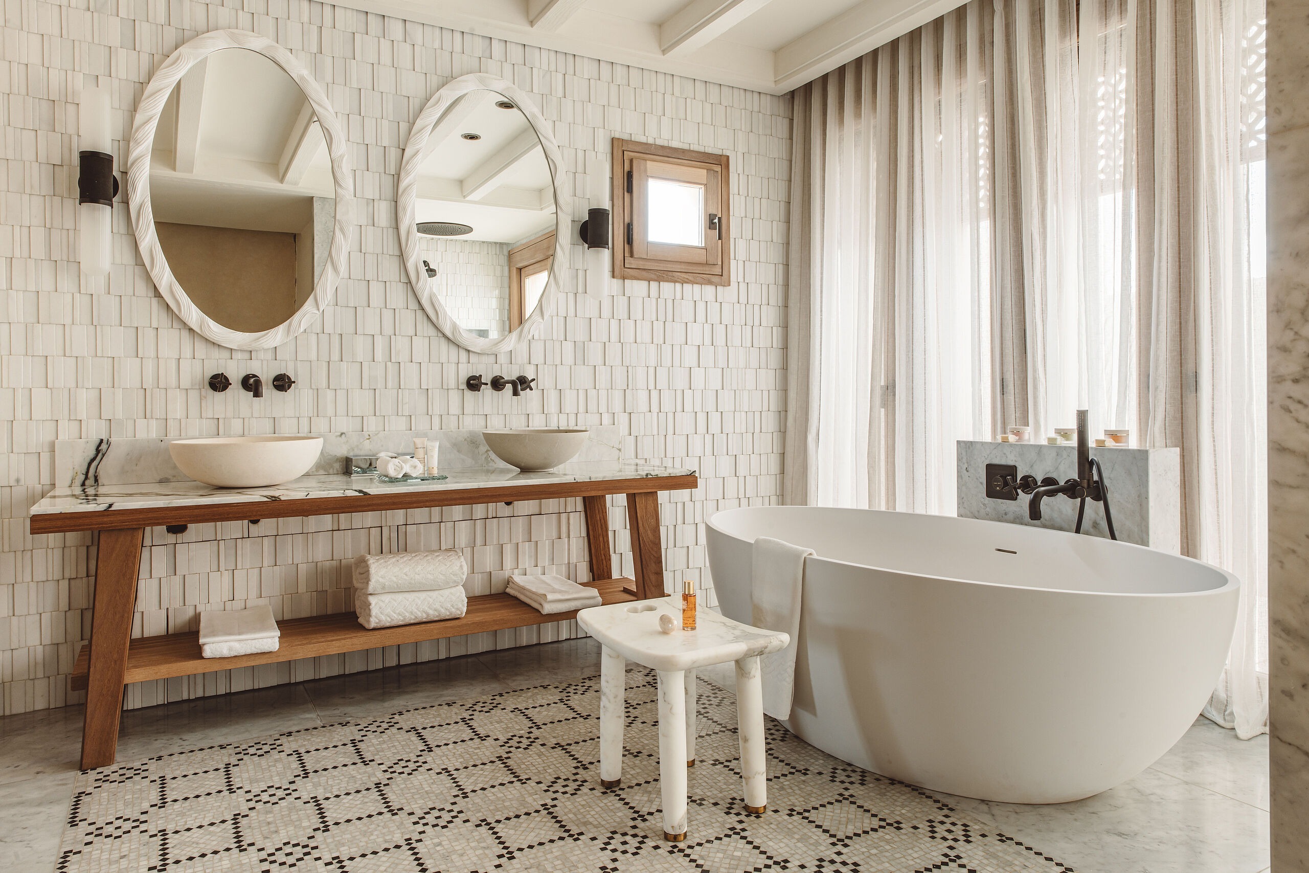 royal-mansour-tamuda-bay-marokko-familienluxusreise-thefamilyproject-badezimmer