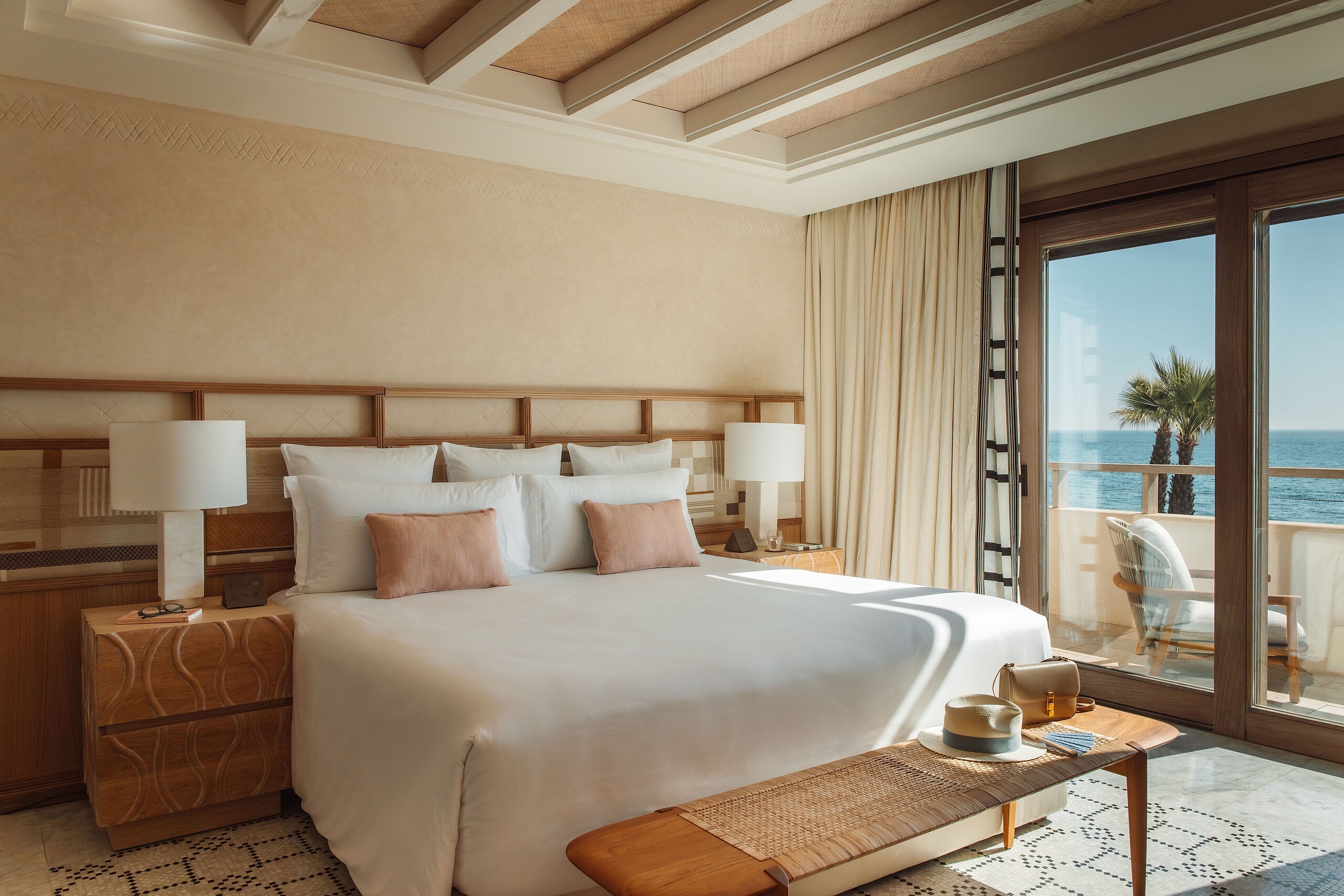 royal-mansour-tamuda-bay-marokko-familienluxusreise-thefamilyproject-schlafzimmer