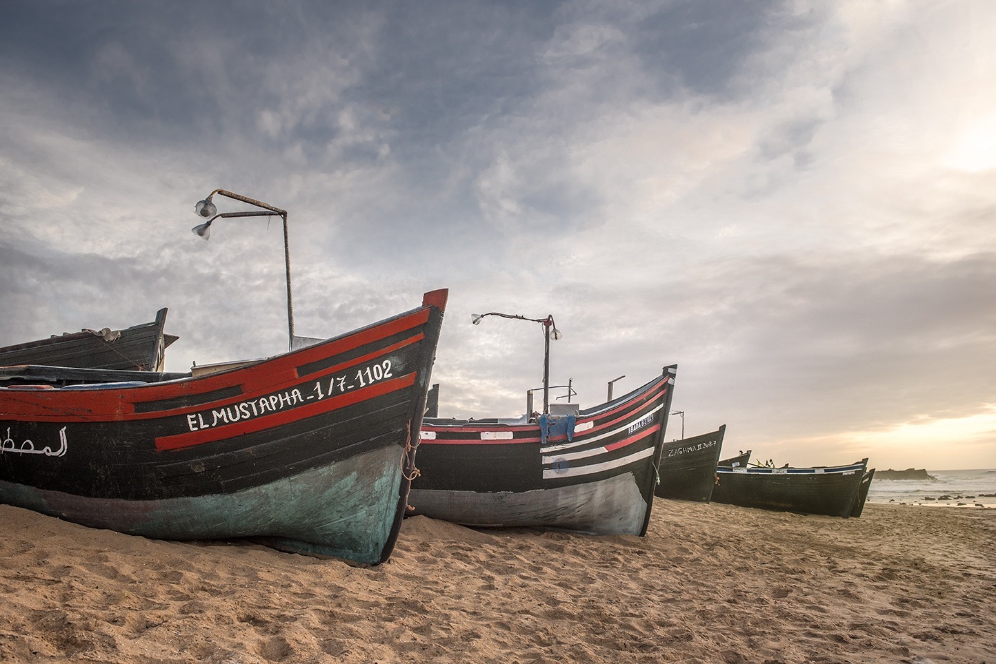 la-sultana-oualidia-marokko-familienluxusreise-thefamilyproject-fischerboot