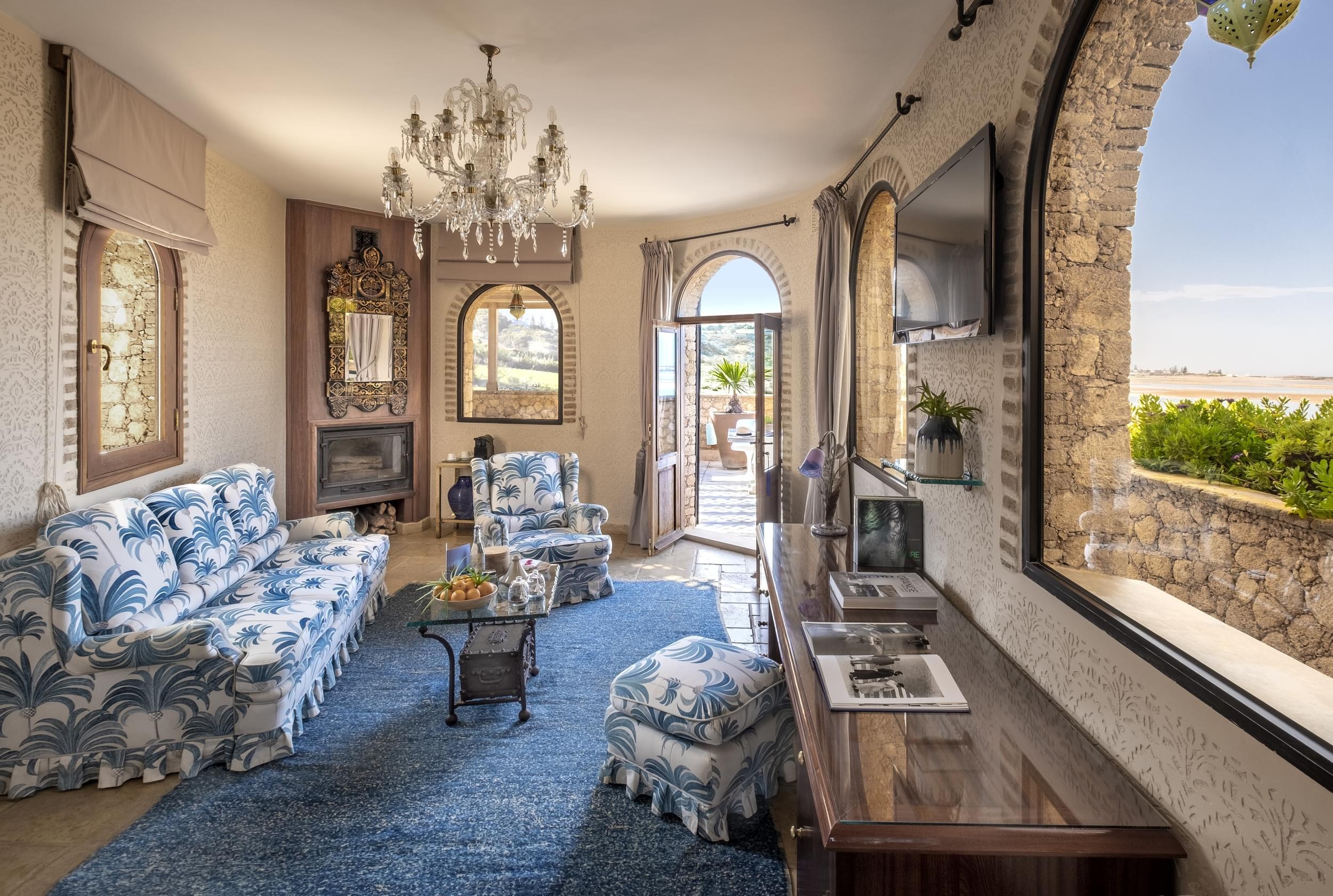 la-sultana-oualidia-marokko-familienluxusreise-thefamilyproject-suite-wohnzimmer