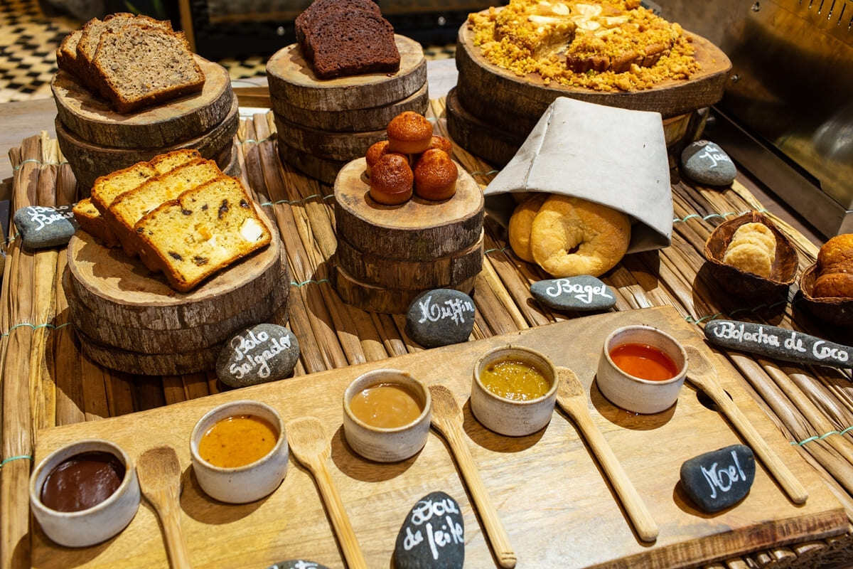 Früchstück auf Principe