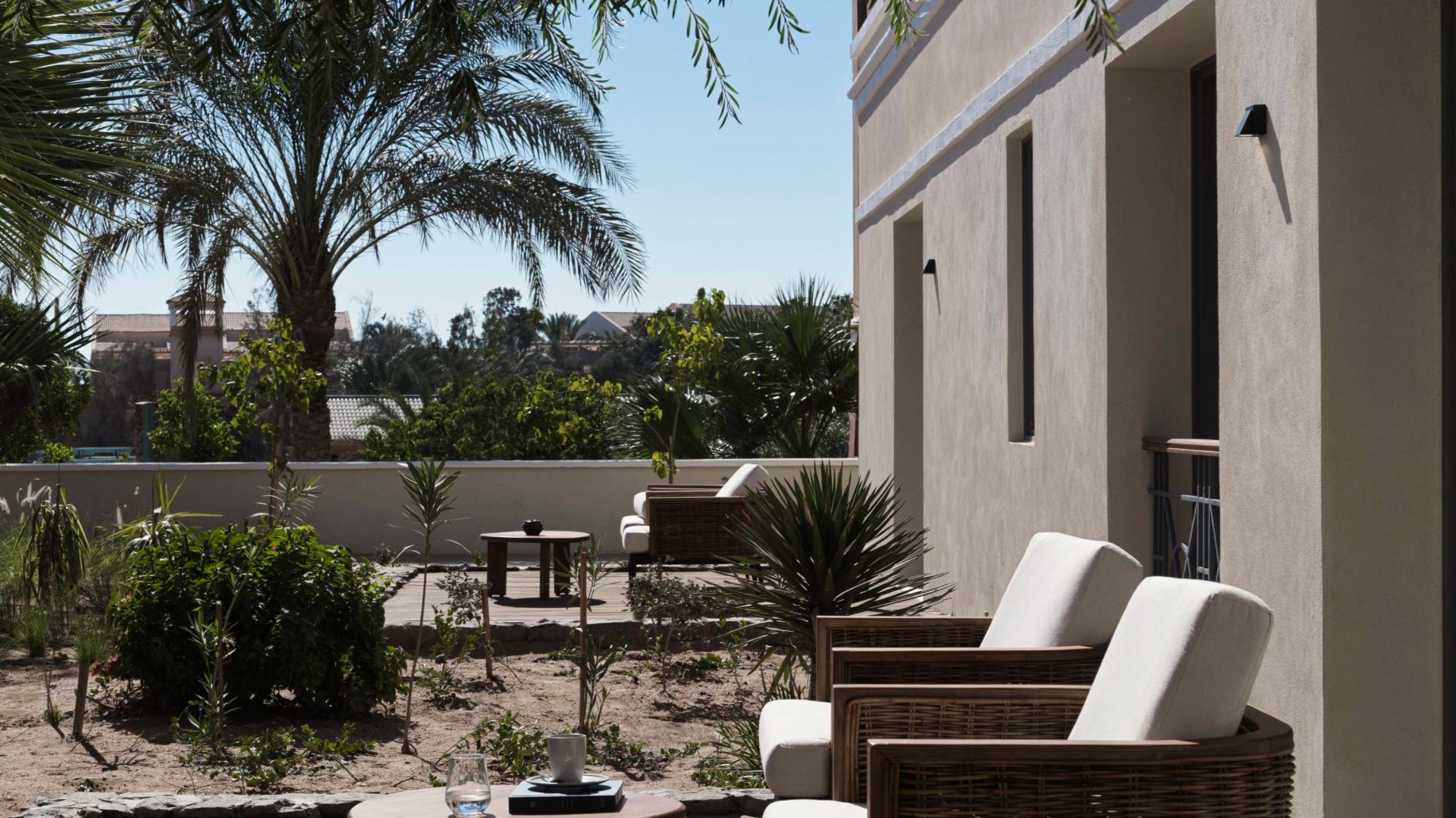 the-chedi-el-gouna-aegypten-familienluxusreise-thefamilyproject-suite-terrasse