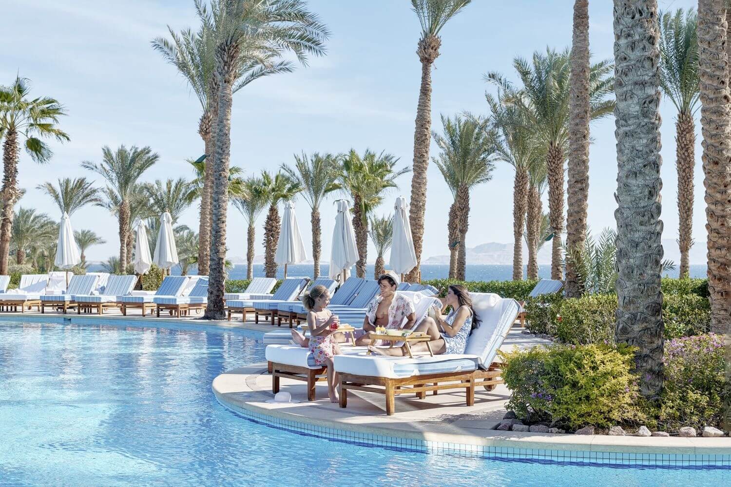 four-seasons-shram-el-sheikh-familienluxusreise-thefamilyproject-familienpool