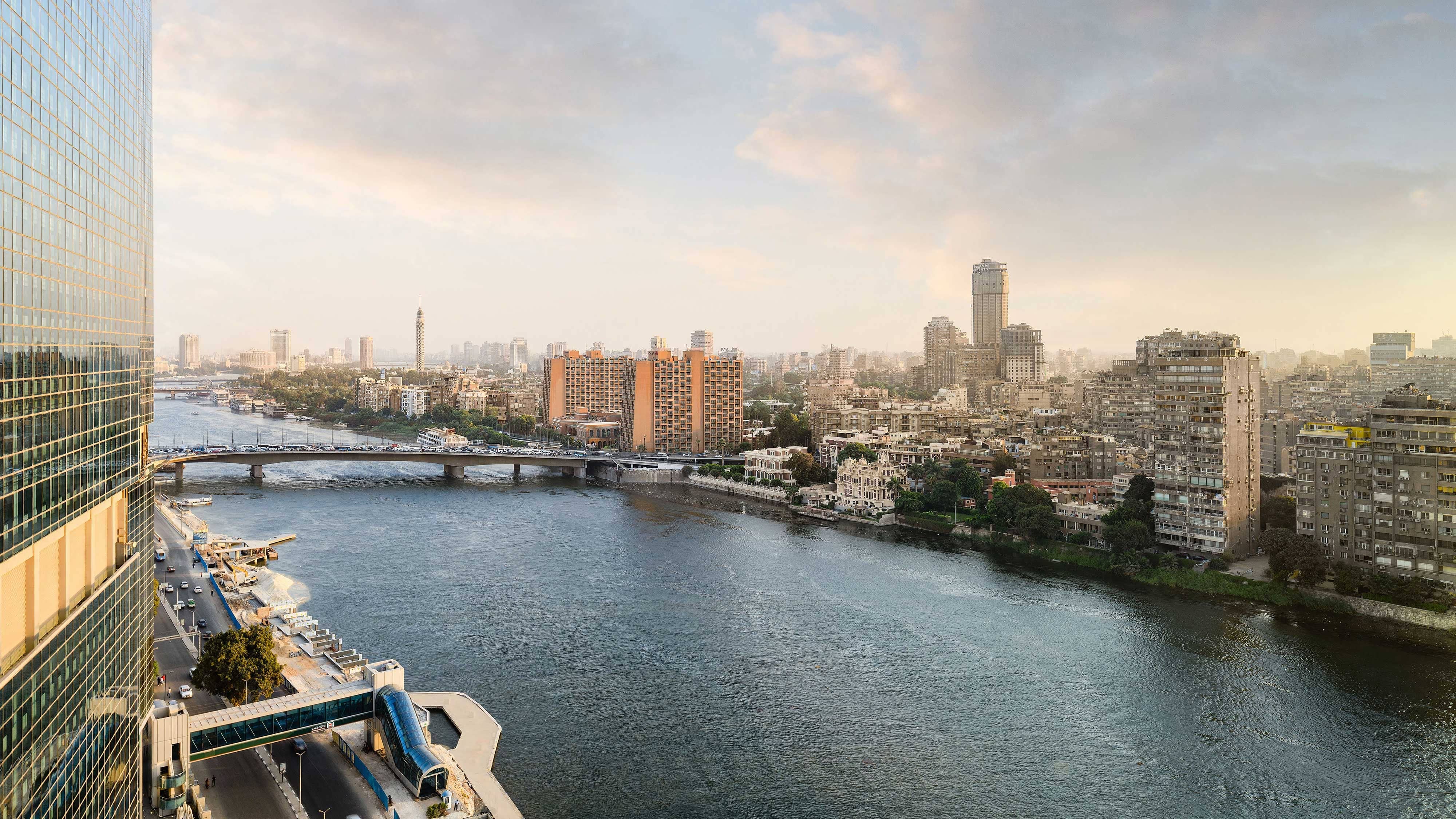 Ausblick auf den Nil vom St. Regis Cairo