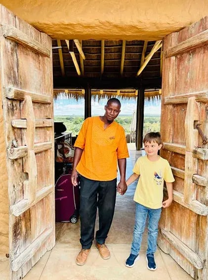 omaanda lodge windhoek namibia afrika the family project familienreise privatbilder kind