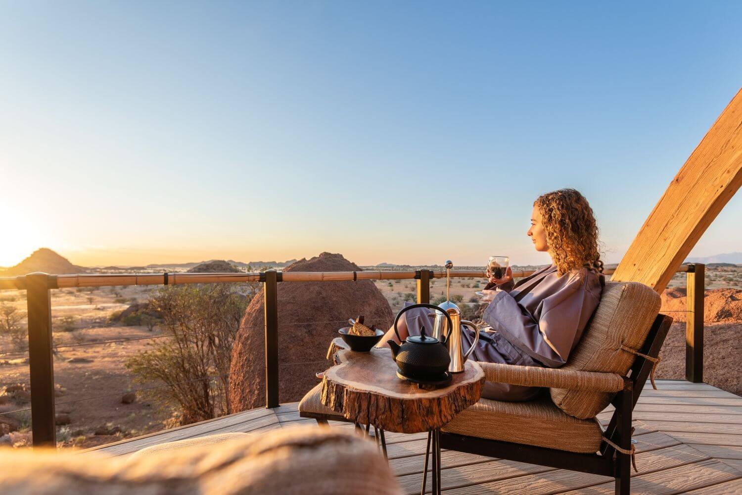 onduli-ridge-namibia-familienluxusreisen-thefamilyproject-veranda