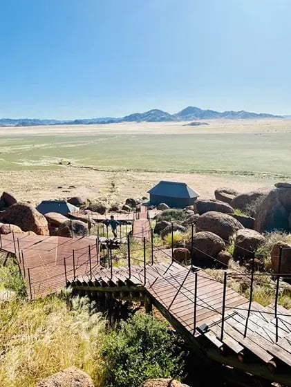 sonop lodge namib desert namibia afrika the family project privatbilder treppe