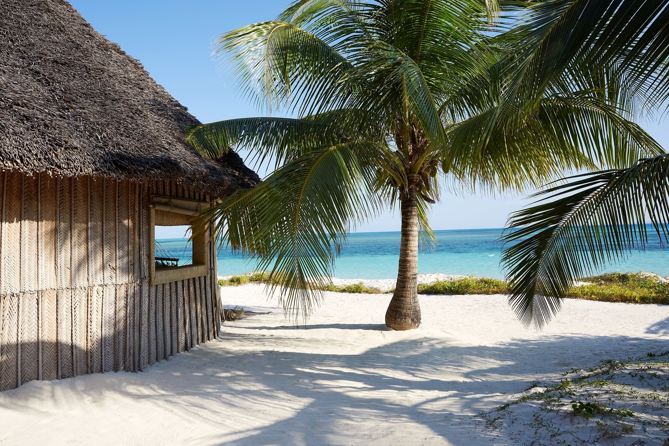 fanjove-private-island-tansania-familienluxusreisen-thefamilyproject-strand