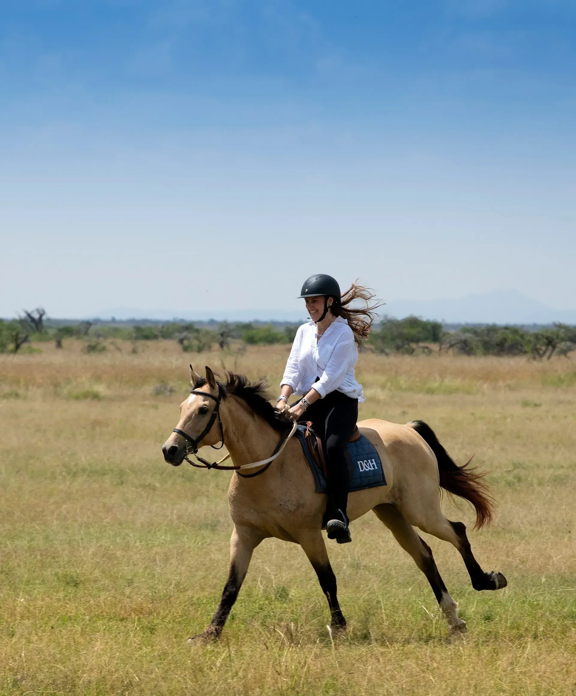 suyian-lodge-kenia-familienluxusreise-thefamilyproject-pferdereiten