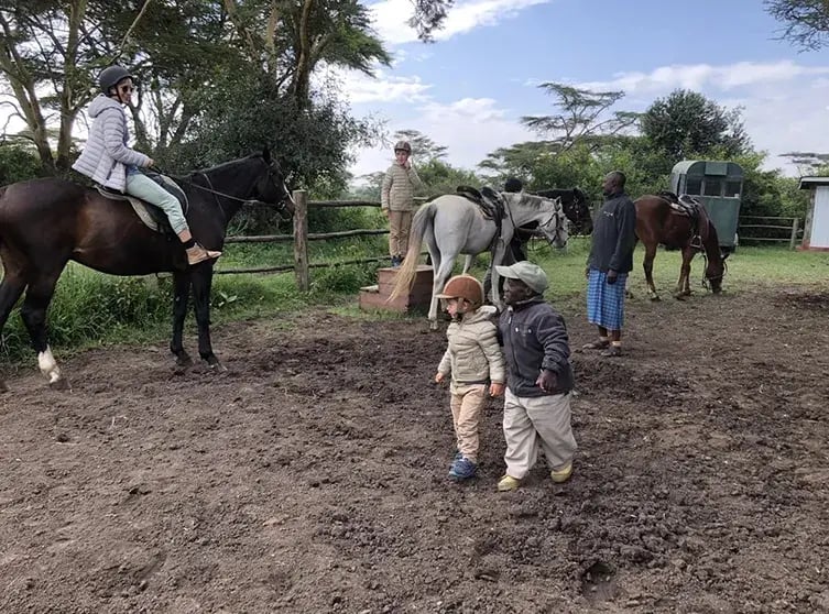 solio lodge laikipia kenia afrika the family project luxusreise privatbilder pferde