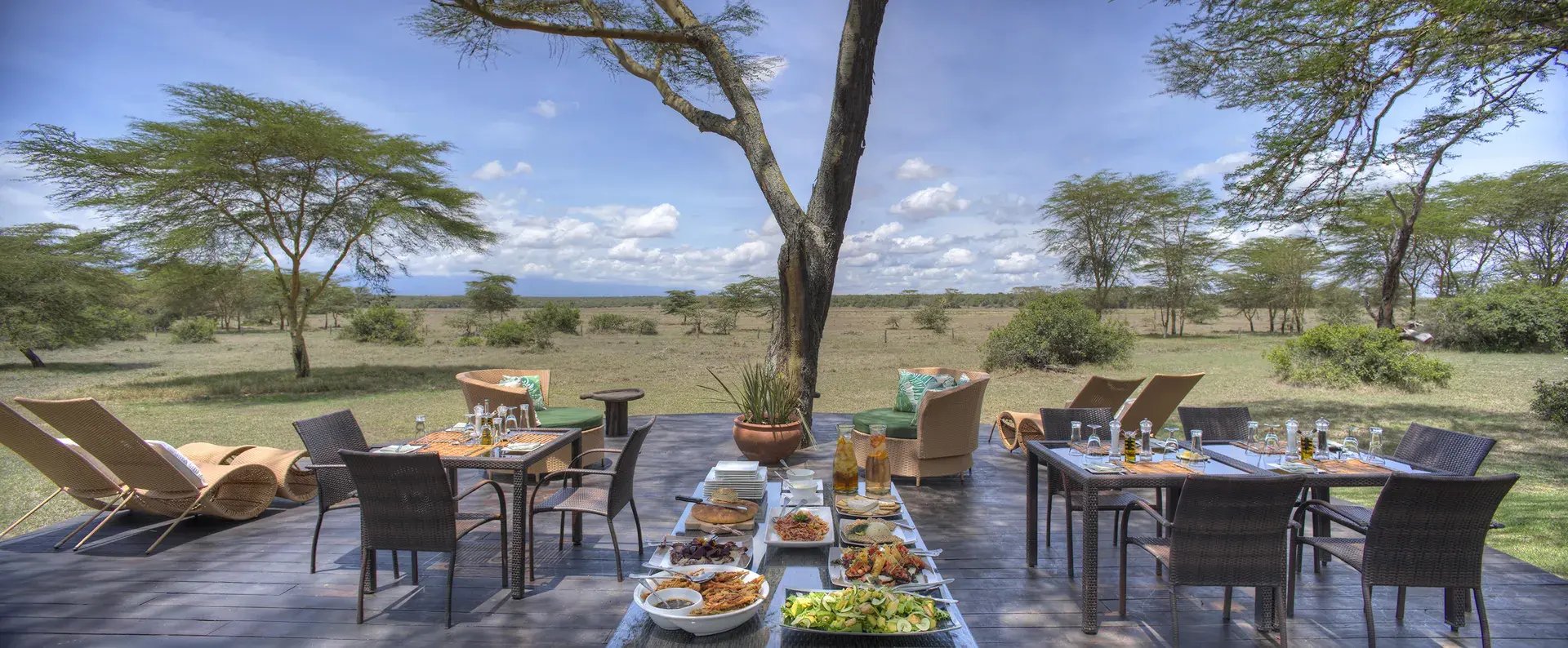 solio lodge laikipia kenia afrika lunch terrasse the family project luxusreise familie kinder