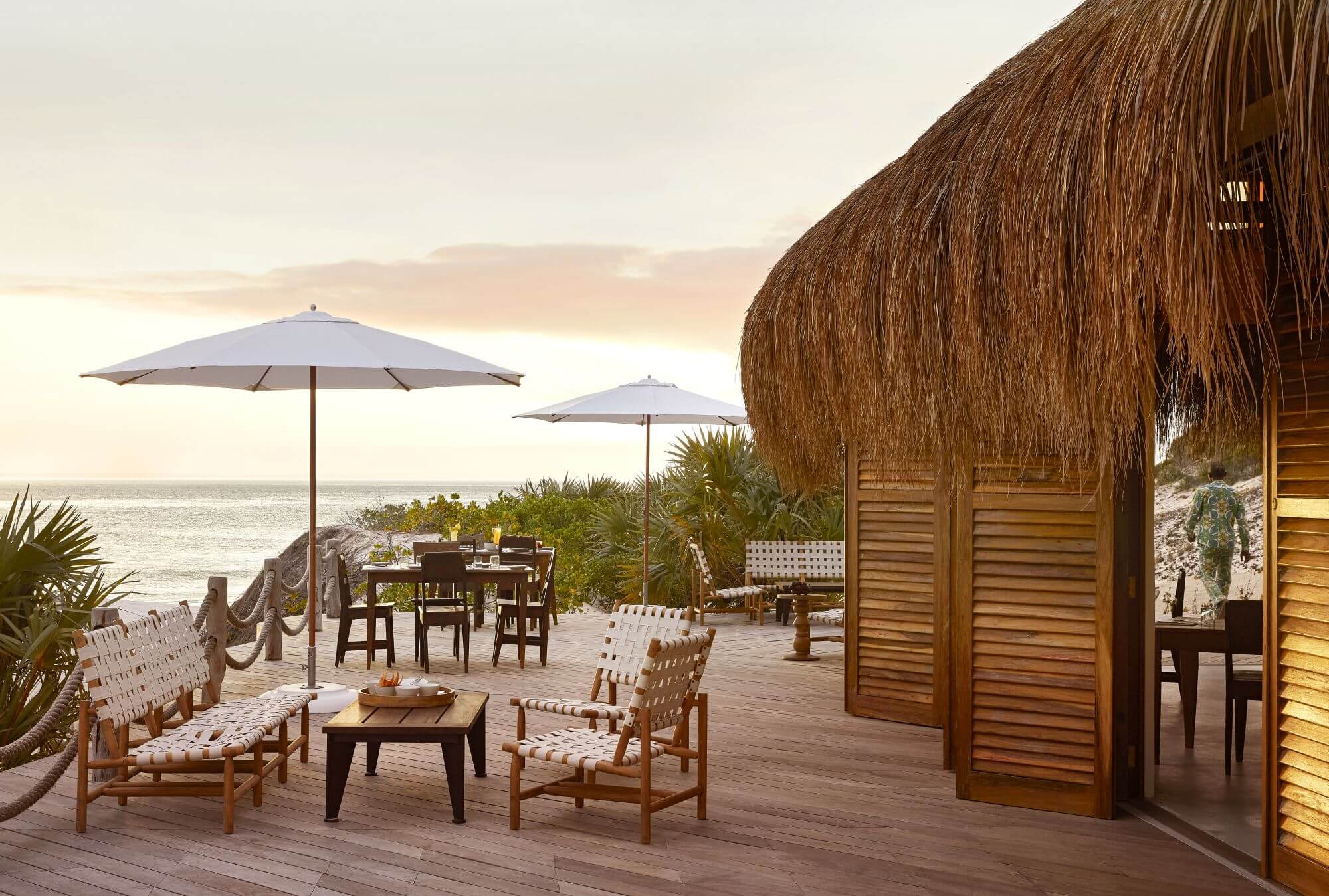 kisawa-sanctuary-sunset-drinks