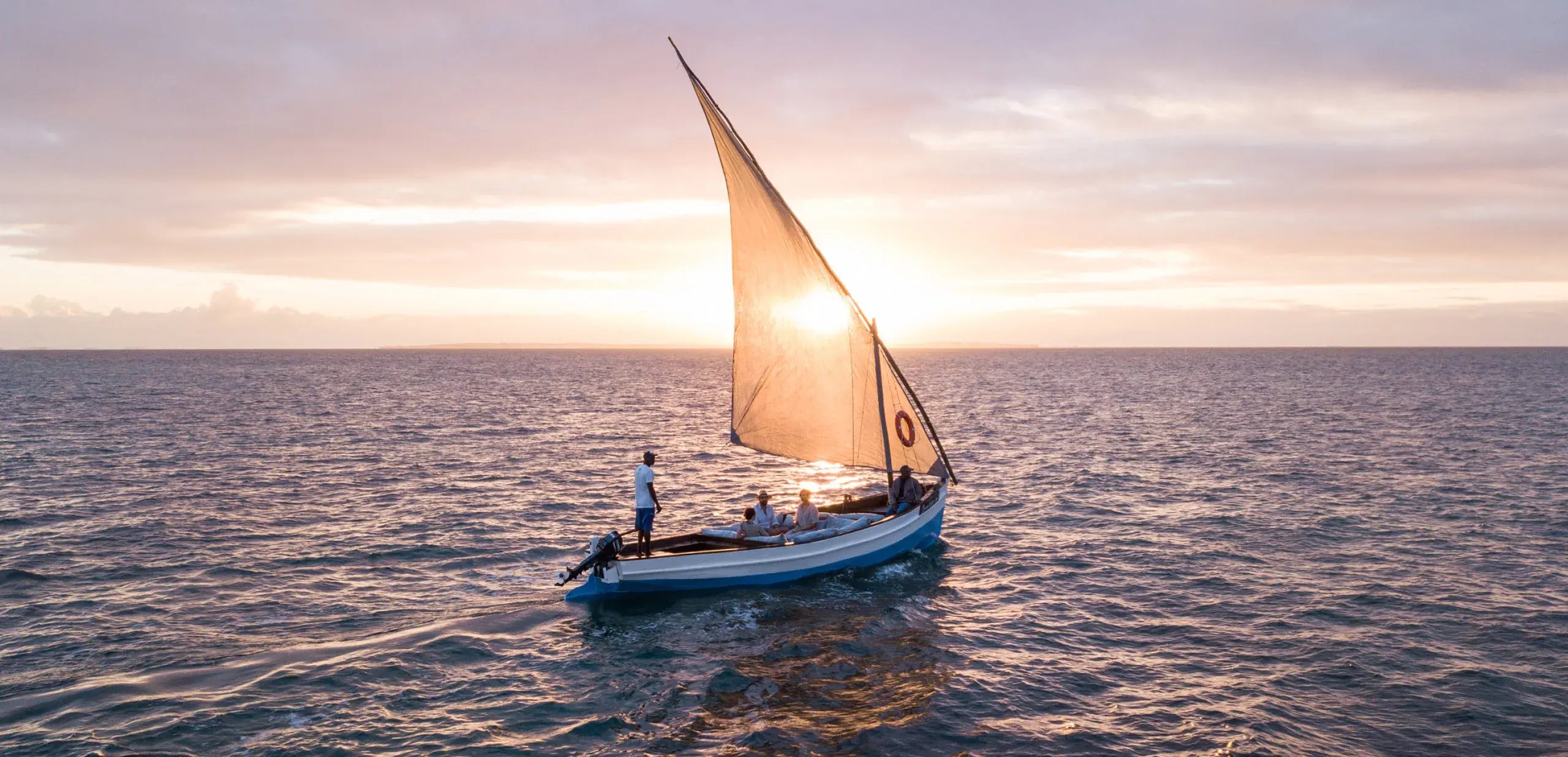 santorini-mozambique-bootstour