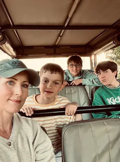 time-and-tide-chinzombo-south-luangwa-sambia-the-family-project-kinder-privatbilder-safari