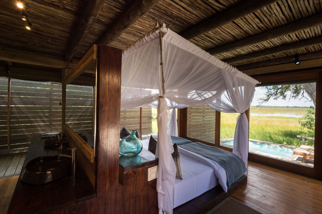 Großes Himmelbett mit Blick auf das Delta.