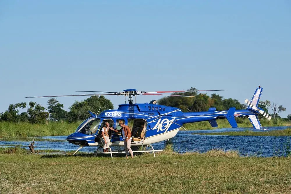 xigera safari lodge botswana helikopter