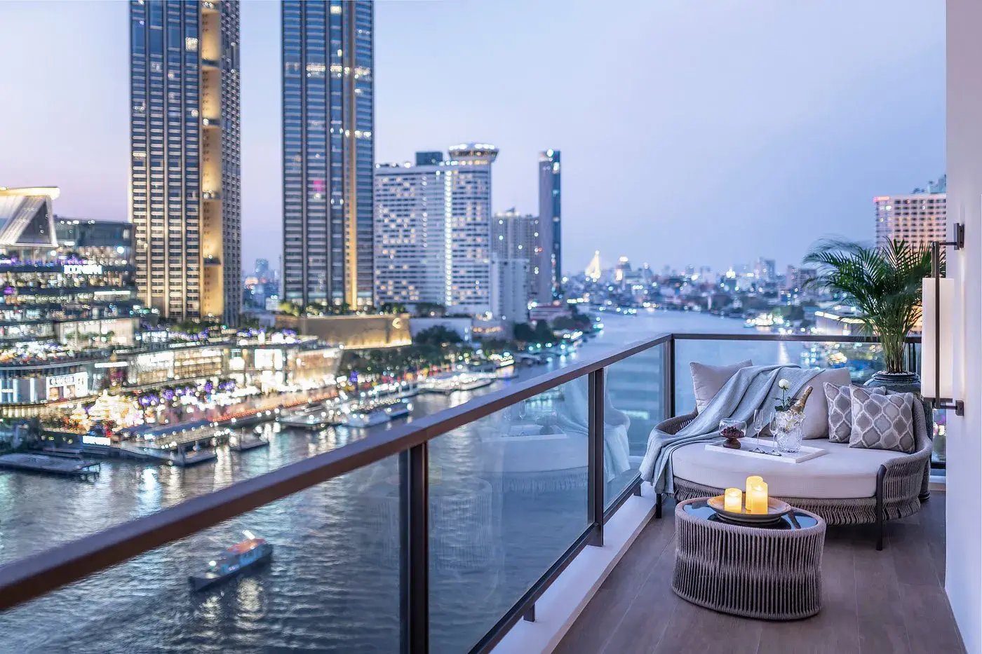 2-asien-bangkok-mandarinoriental-the-family-project-familie-luxus-kinder-familienfreundlich-stadt-terrasse-ausblick