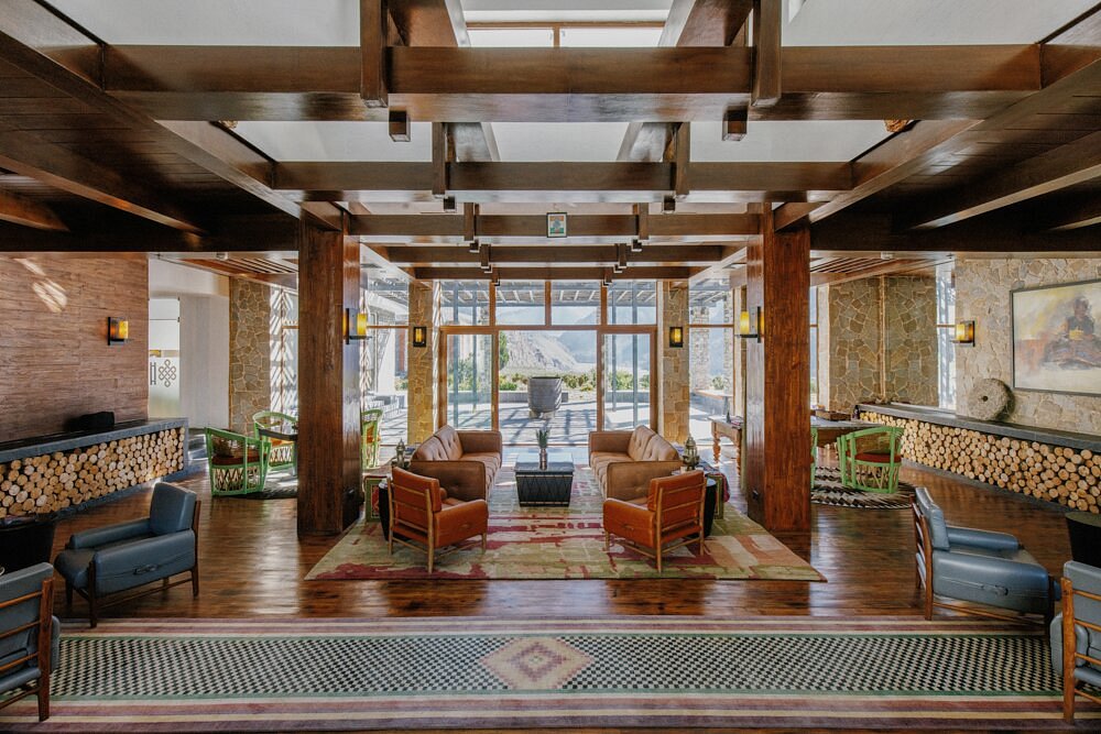 shinta-mani-mustang-nepal-familienluxusreisen-thefamilyproject-lobby