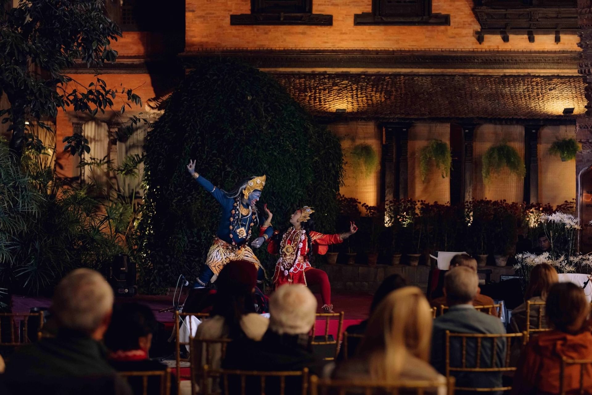 the-dwarikas-nepal-familienluxusreisen-thefamilyproject-show