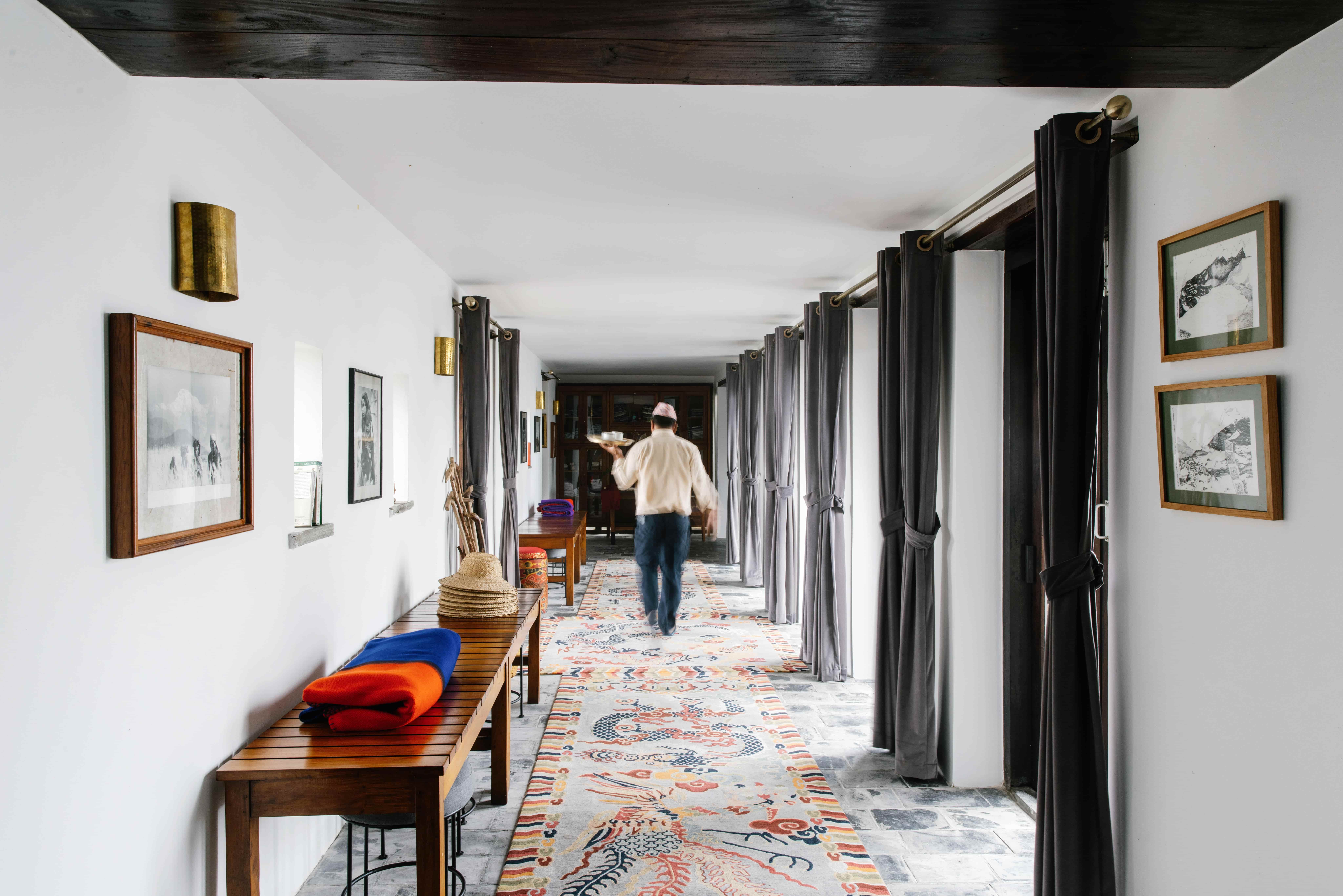 tiger-mountain-pokhara-lodge-nepal-familienluxusreisen-thefamilyproject-main-lodge