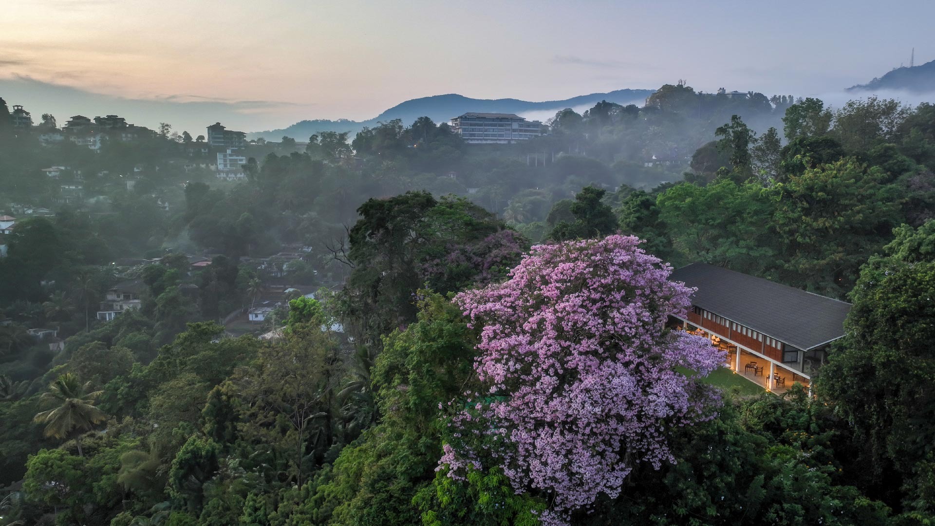 kings-pavilion-kandy-srilanka-familienluxusreisen-thefamilyproject-
