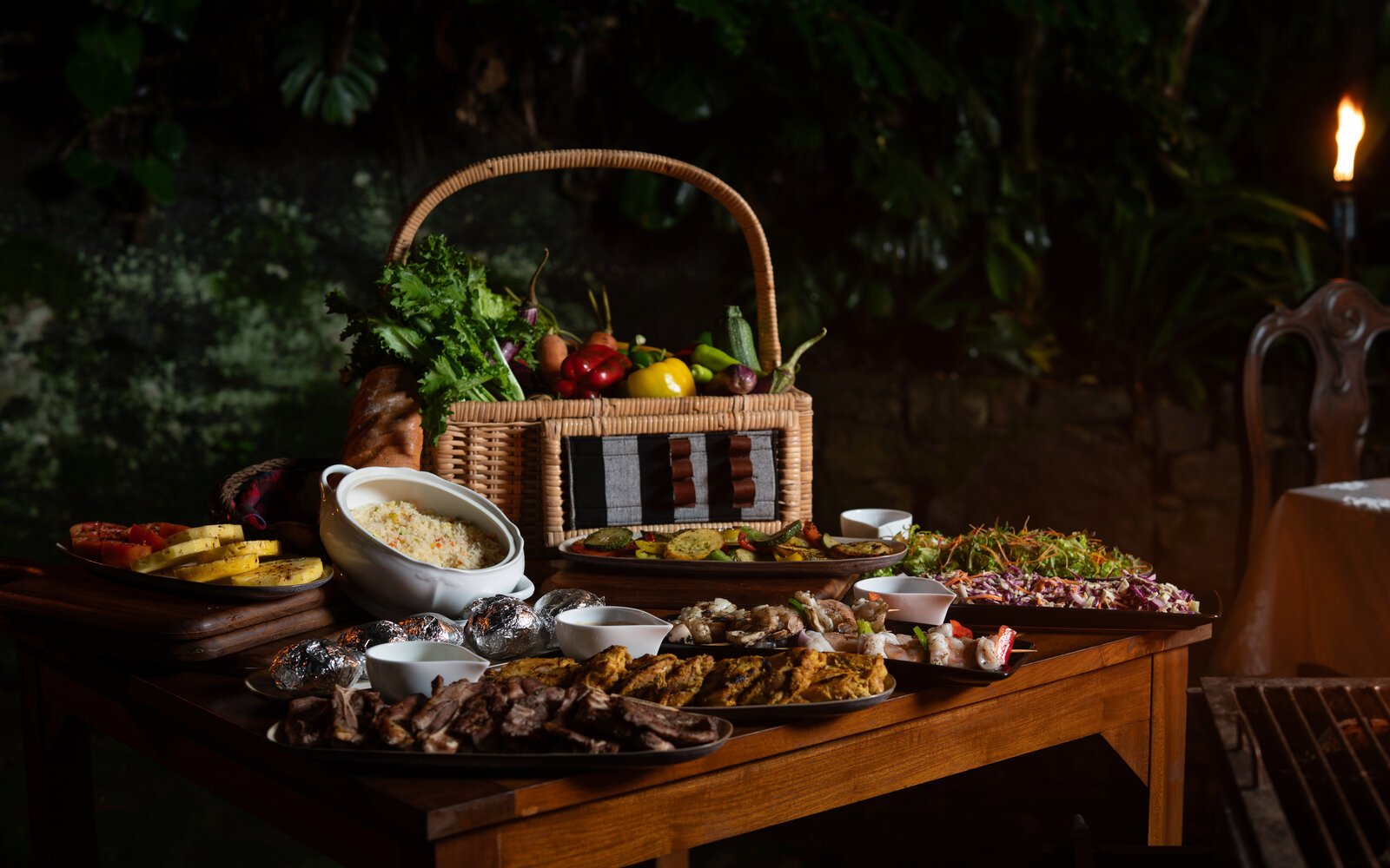 thotalagala-sri-lanka-familienluxusreisen-thefamilyproject-dinner