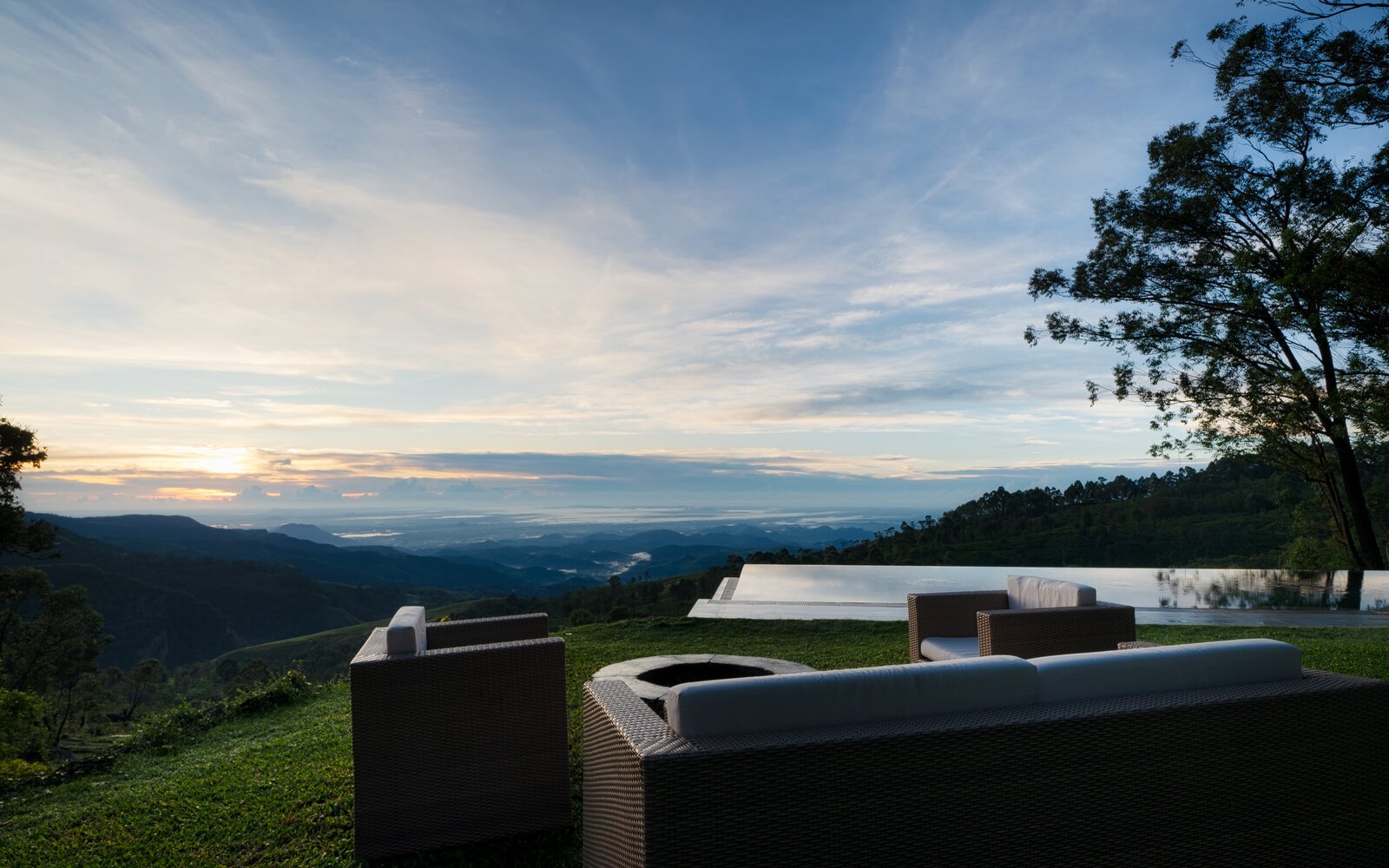 thotalagala-sri-lanka-familienluxusreisen-thefamilyproject-lounge
