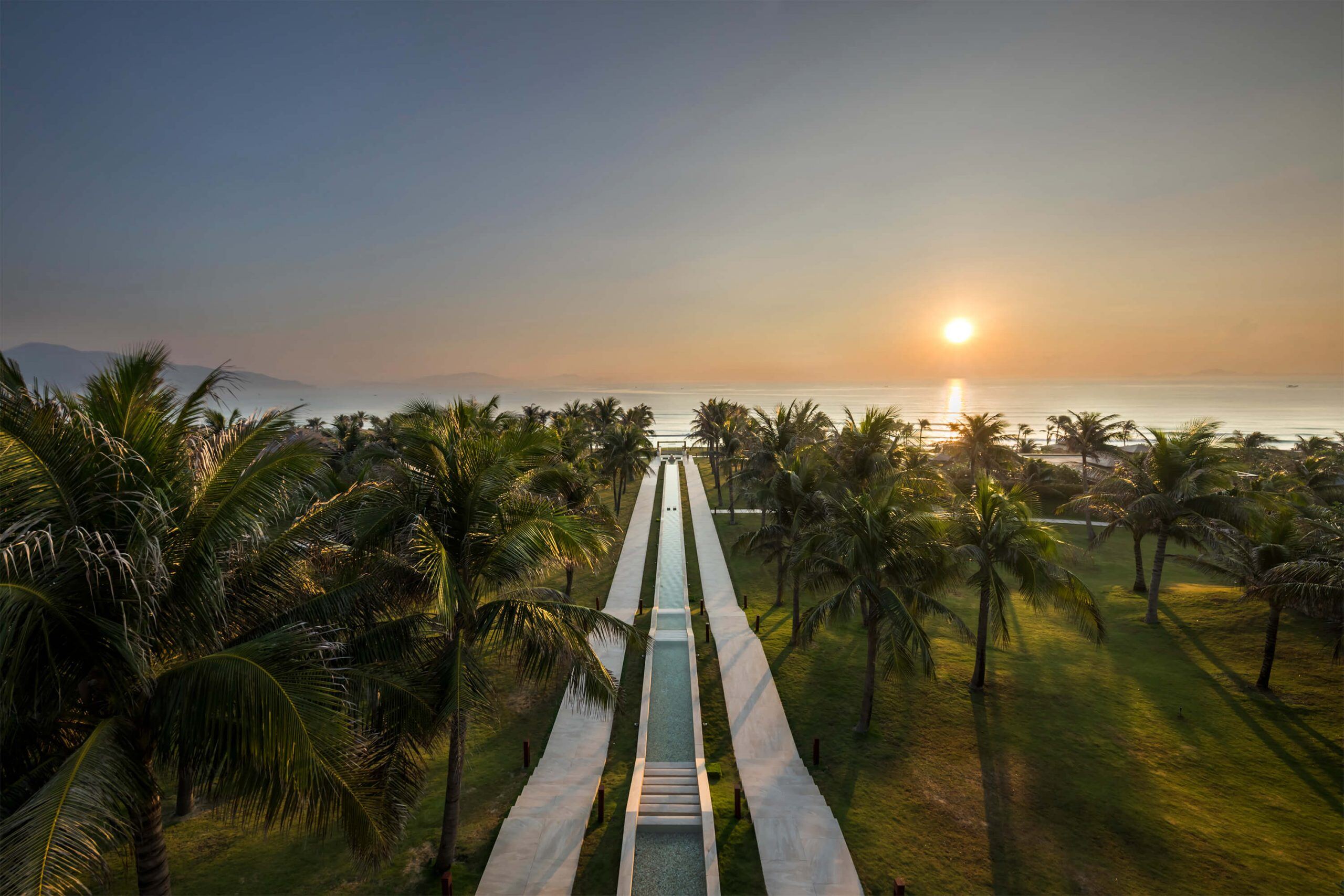 Fusion Resort Cam Ranh Familienluxusreisen TheFamilyProject Sunrise