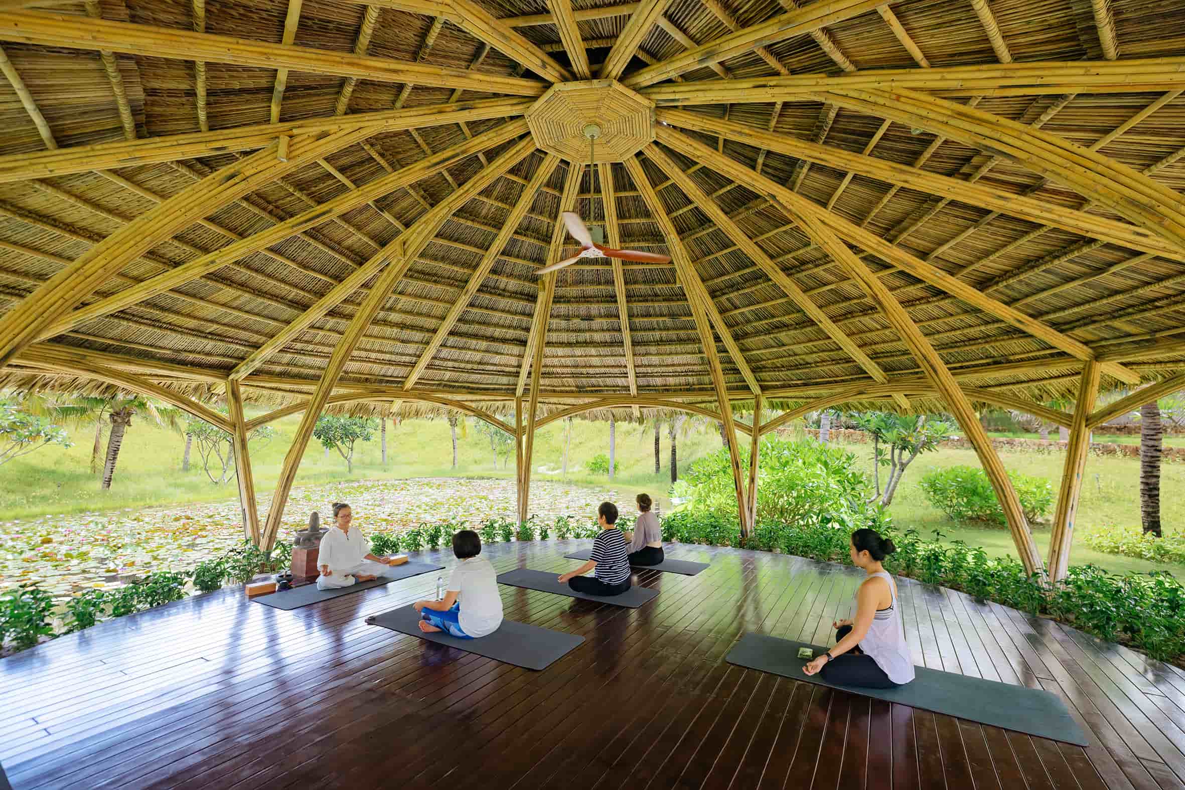 Fusion Resort Cam Ranh Familienluxusreisen TheFamilyProject Yoga