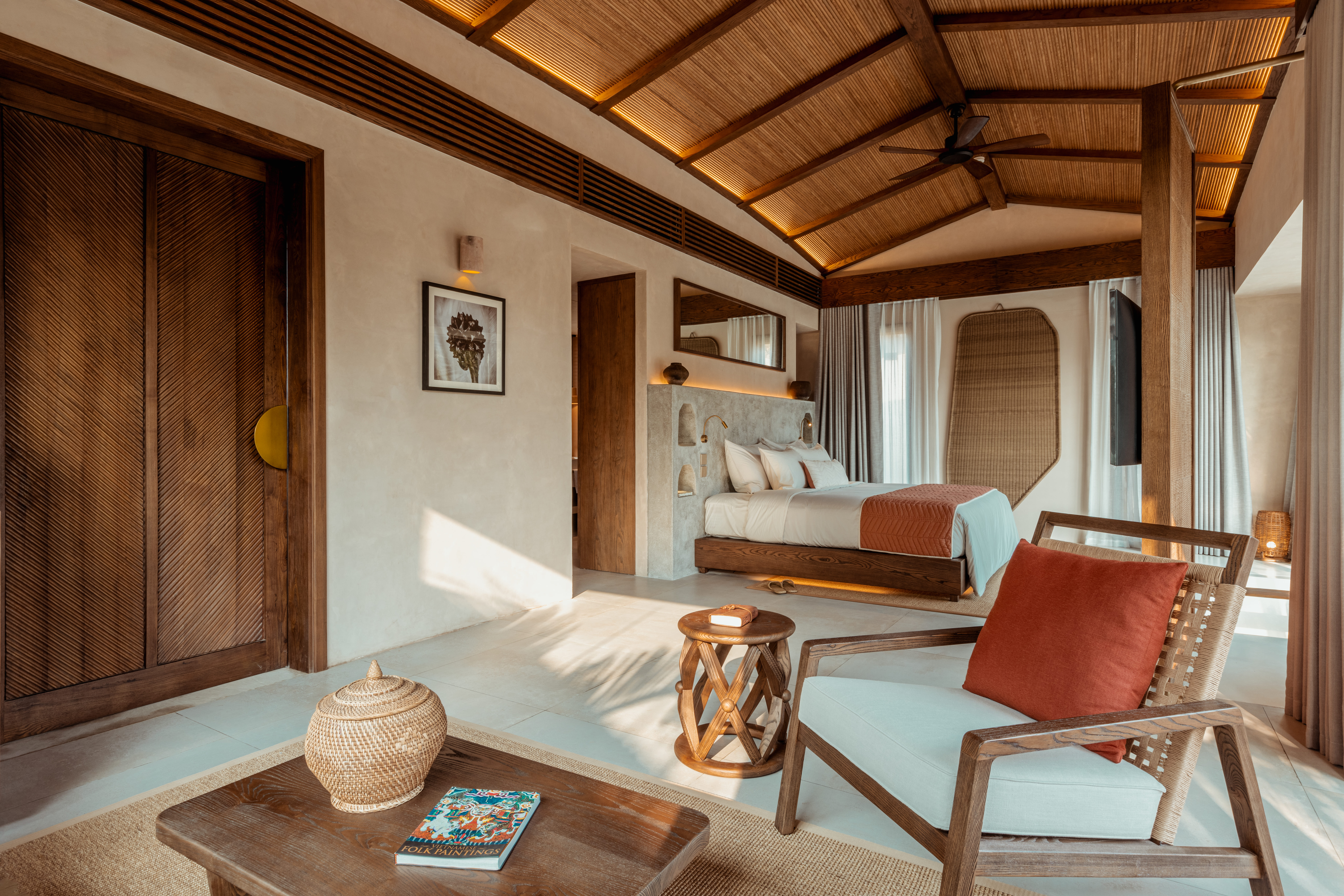 namia-vietnam-familienluxusreise-thefamilyproject-nipa-pool-villa-wohnbereich