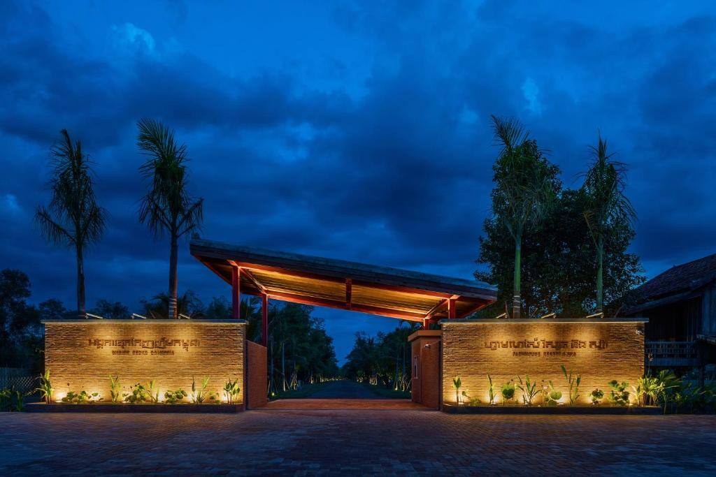 Farmhouse Resort & Spa Smiling Gecko Familienluxusreisen TheFamilyProject Eingangsbereich