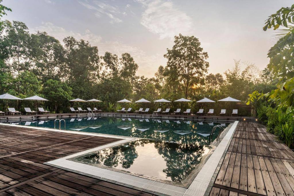 Farmhouse Resort & Spa Smiling Gecko Familienluxusreisen TheFamilyProject Pool Bereich