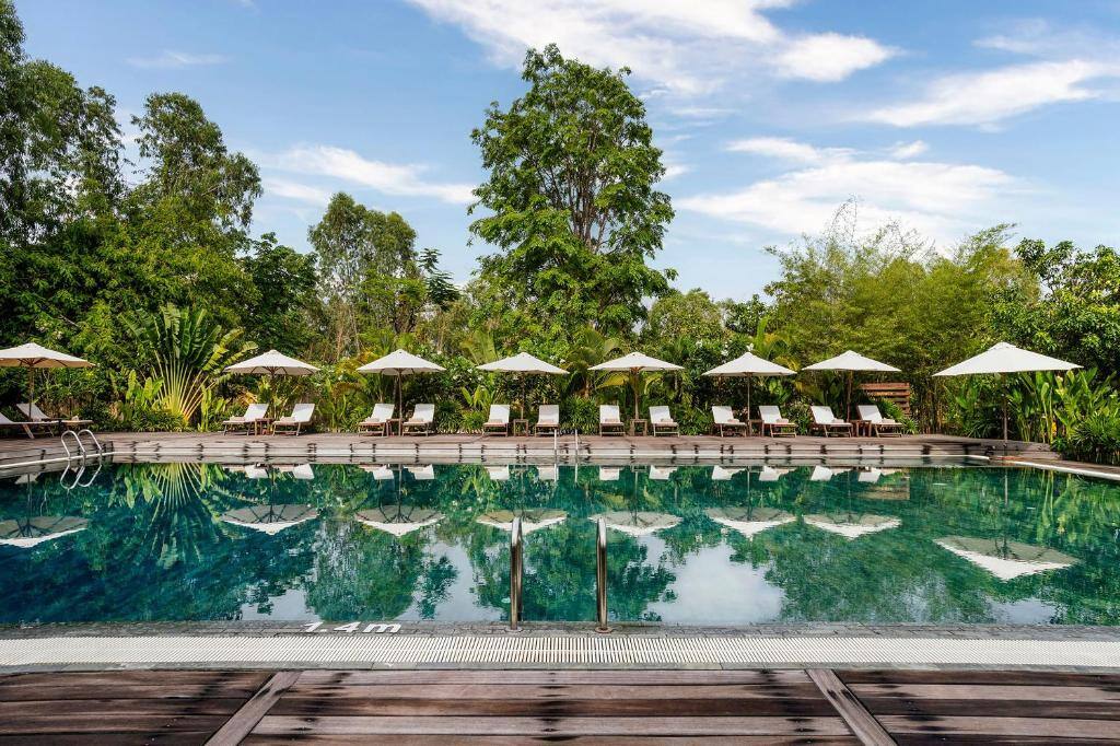 Farmhouse Resort & Spa Smiling Gecko Familienluxusreisen TheFamilyProject Poolbereich