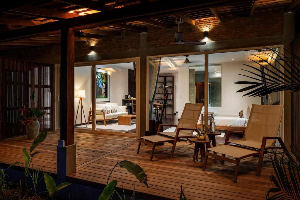 Farmhouse Resort & Spa Smiling Gecko Familienluxusreisen TheFamilyProject Veranda