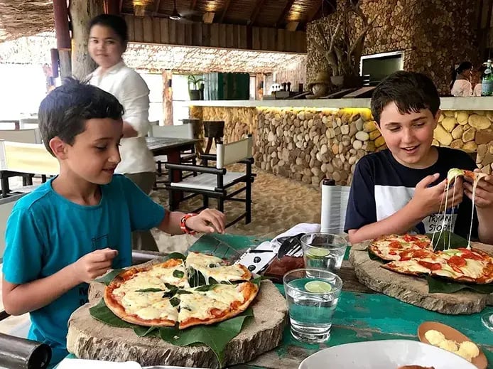 song saa private island koh rong archipelago kambodscha asien privatbilder essen pizza