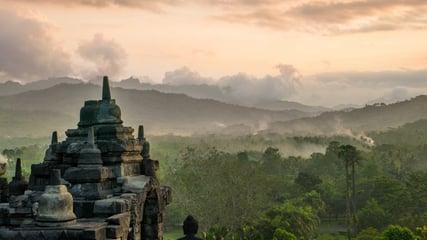 amanjiwo-tempel-java-familienluxusreisen-thefamilyproject