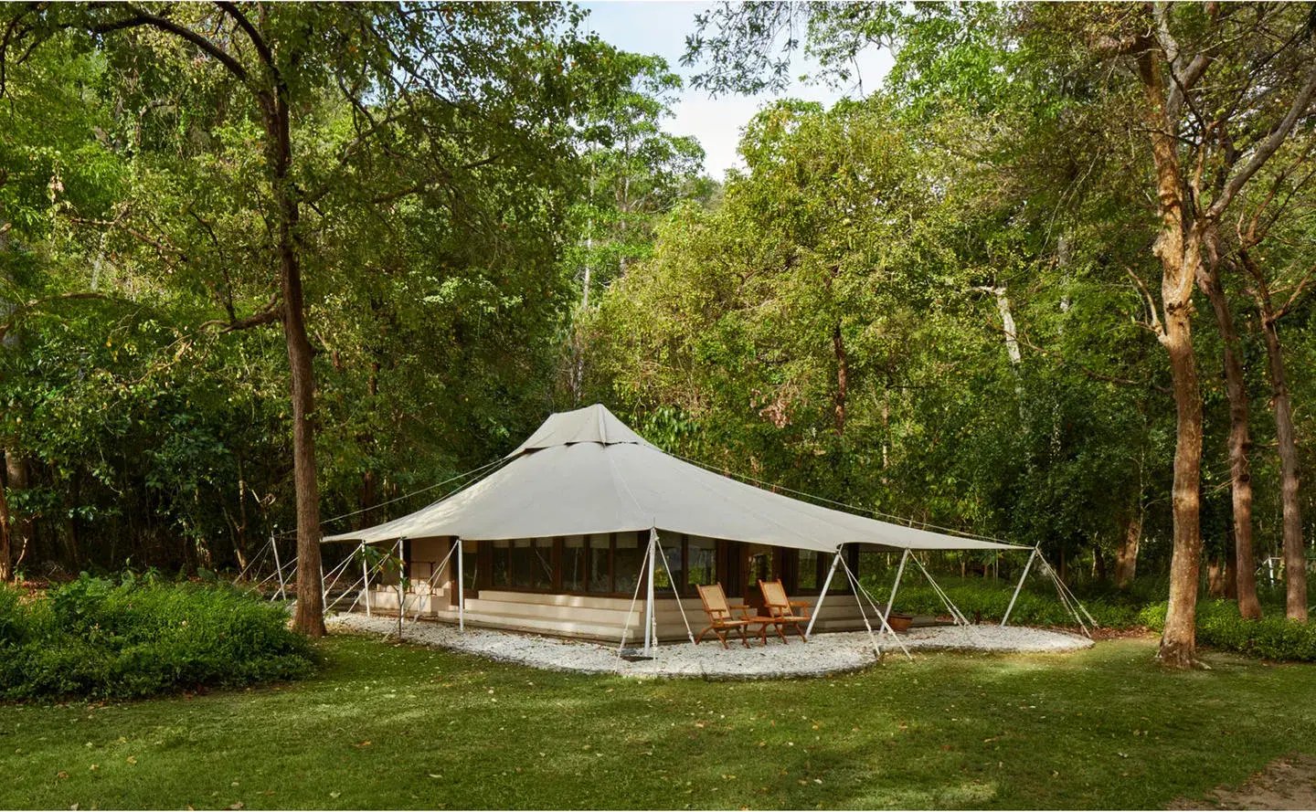 asien amanwana the family project luxus urlaub zelt strand meer natur ursprunglich 6