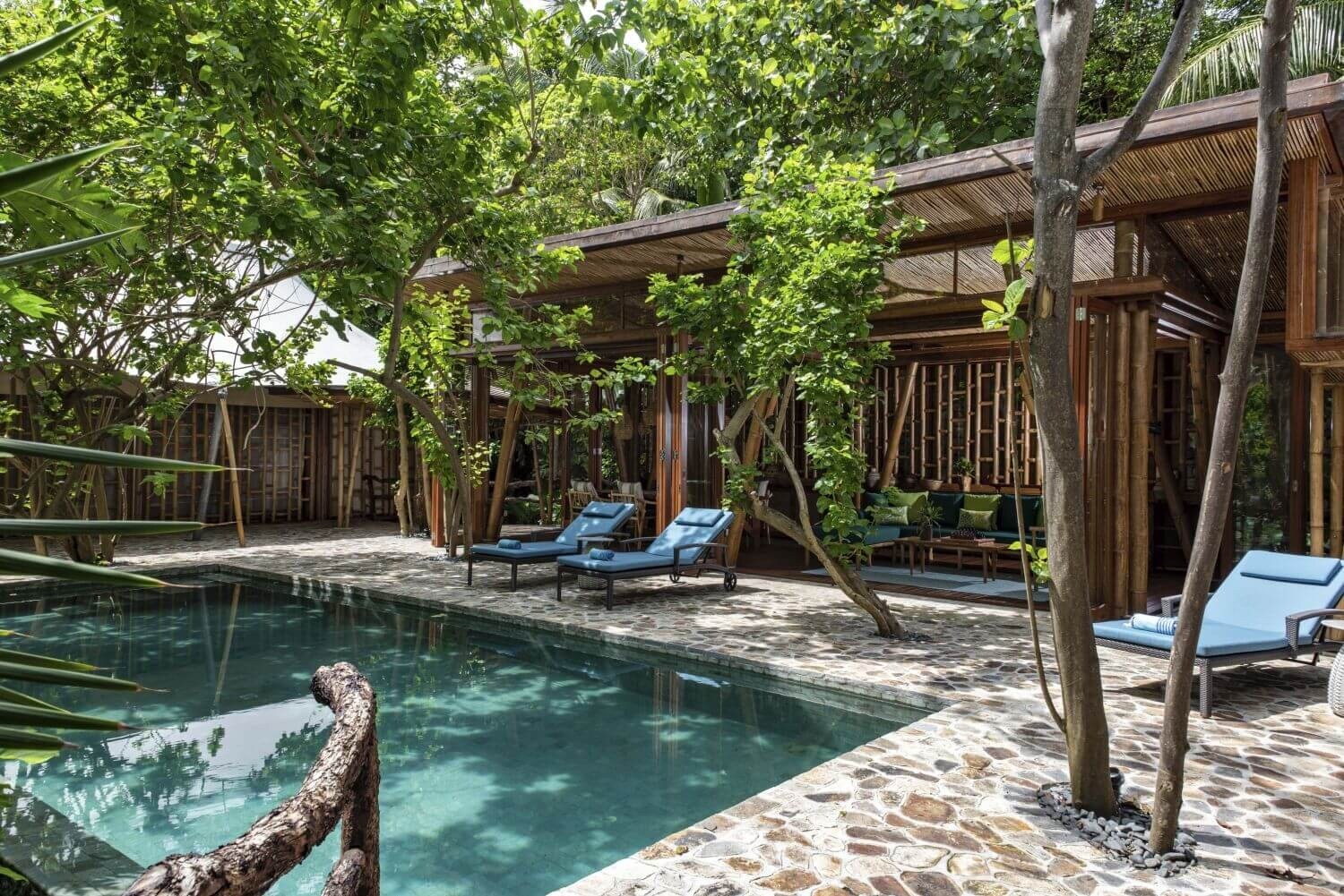 bawah-reserve-two-br-garden-pool-villa-4-familienluxusreise