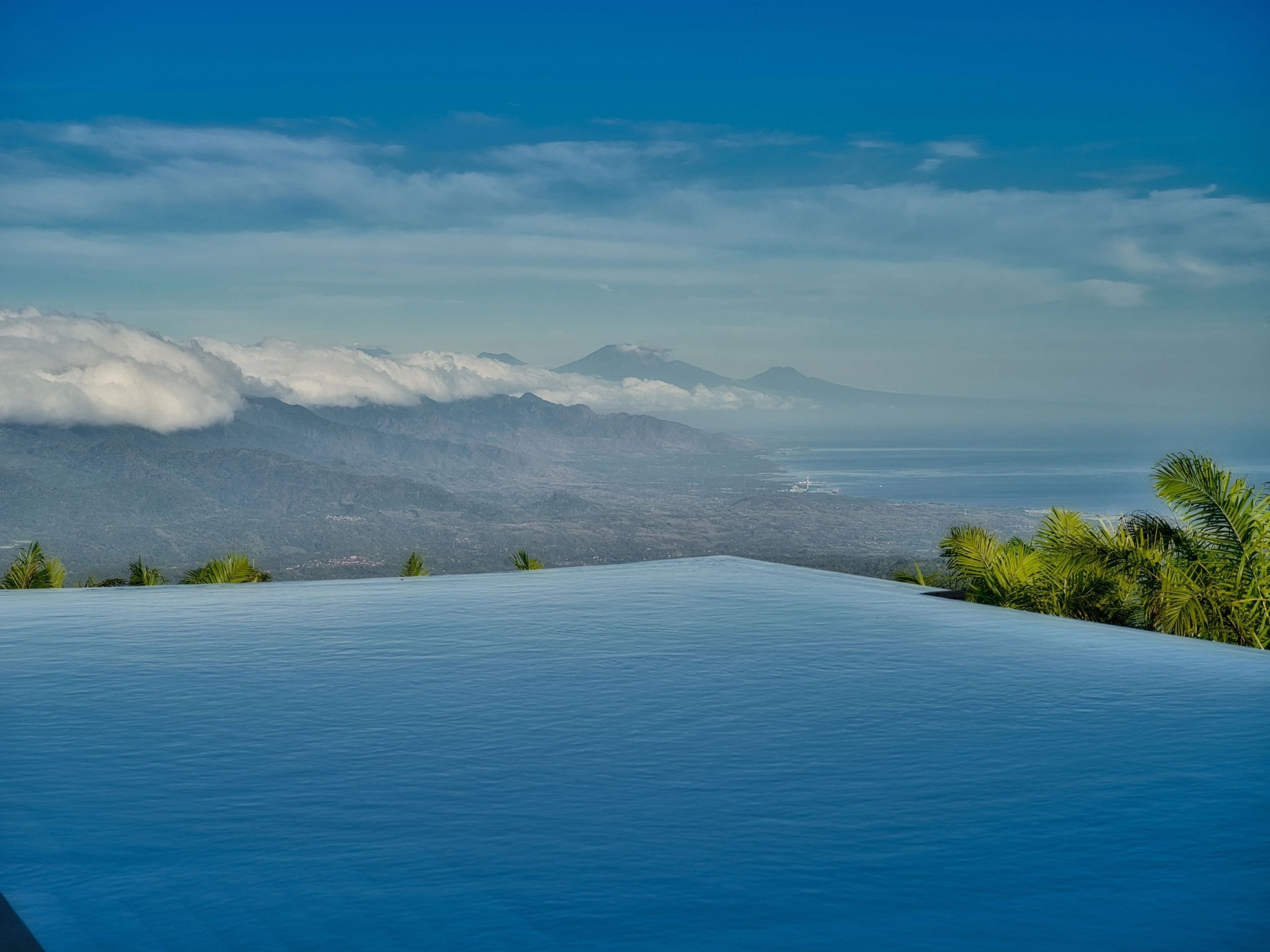 Aussicht vom Infinity-Pool