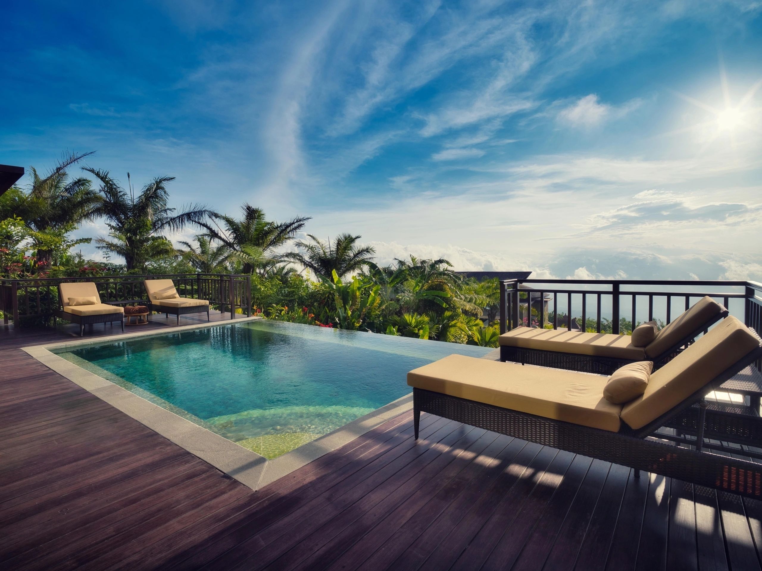 Pool mit Aussicht