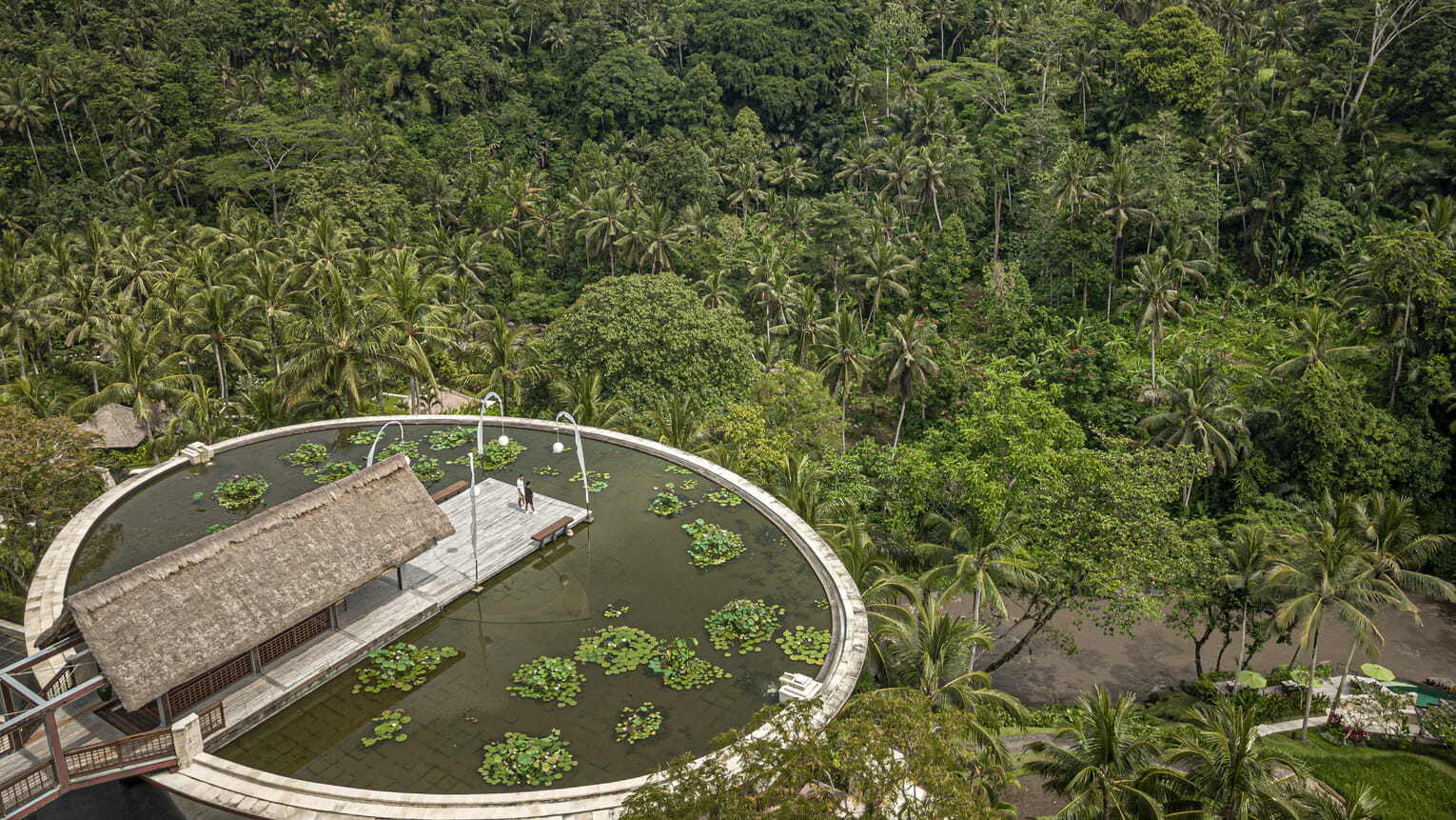 Four-seasons-resort-at-sayan-familienluxusreise (14)