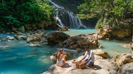 nihi-sumba-waterfall-trekking (1)